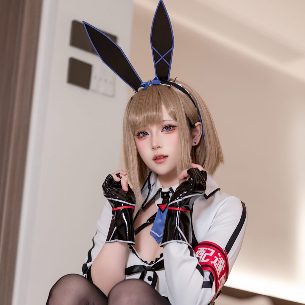 图片[2]-屿鱼 外卖兔女郎