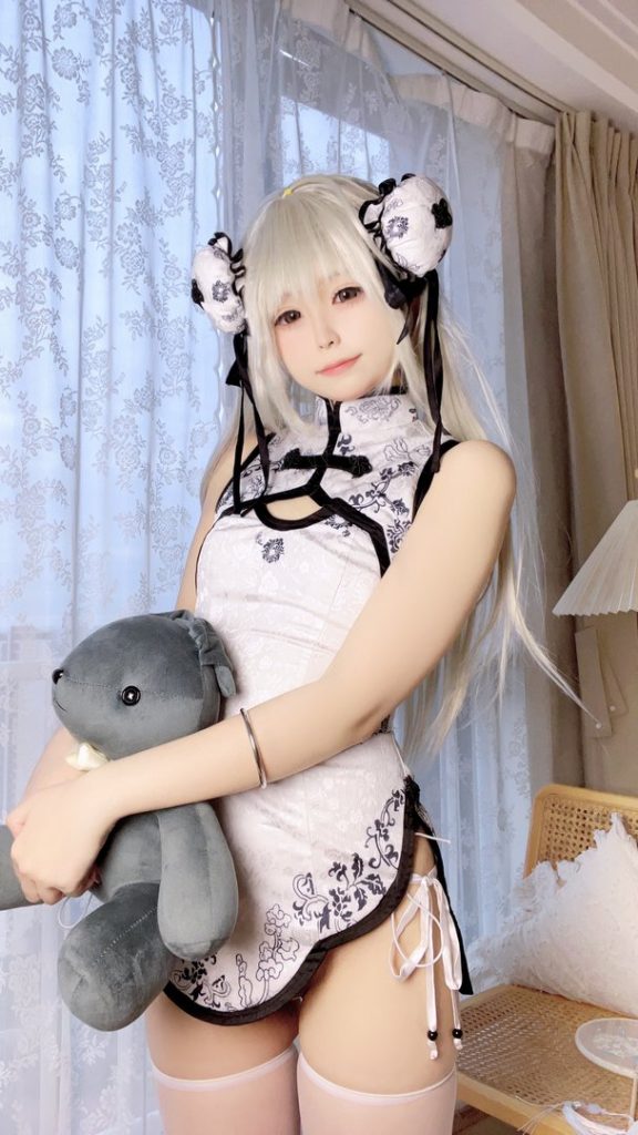 图片[4]-Quan冉有点饿（拖拉大王）「穹妹旗袍」作品解析