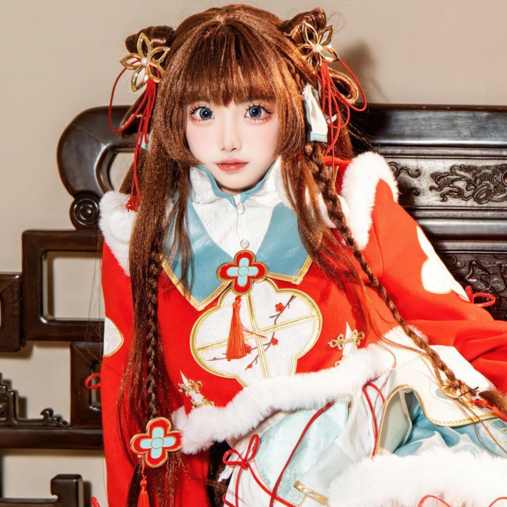 图片[4]-香草奶喵日进斗金写真图集解析｜新春中式风COS写真与节庆氛围感作品