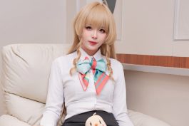 轩萧学姐《碧蓝航线》安德烈亚·多利亚空姐皮肤写真｜Have a Safe Flight 高质感制服系-绅士网