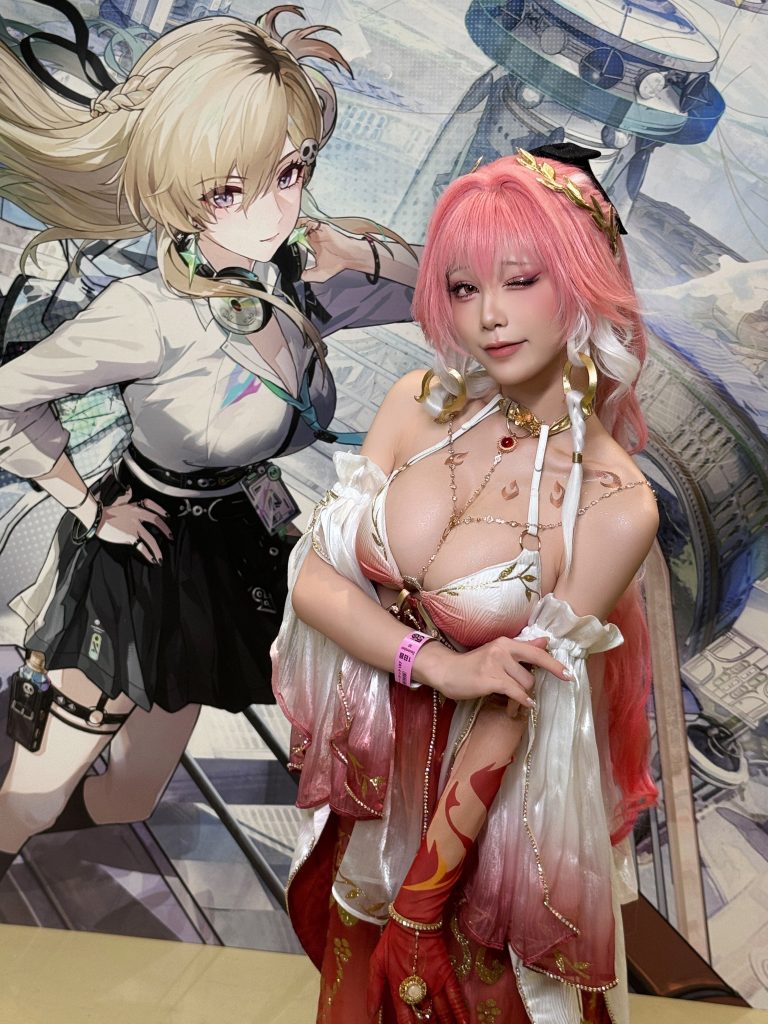 图片[4]-水淼Aqua 鸣潮 长离 场照｜C107会场逆光摄影解析与角色气质还原