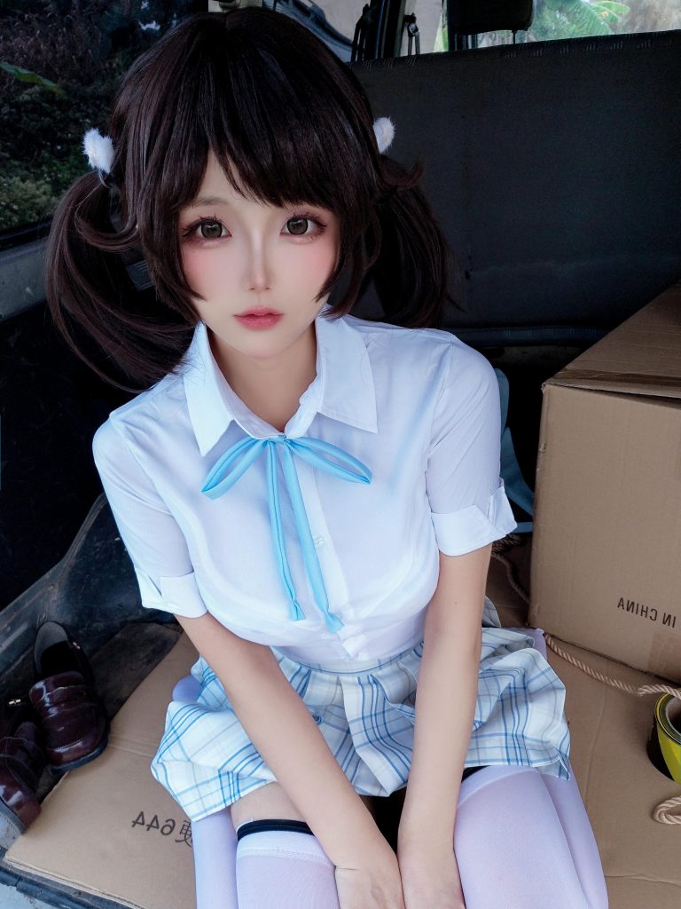 图片[2]-日奈娇JK女高写真｜蓝白制服×面包车公路感清爽合集