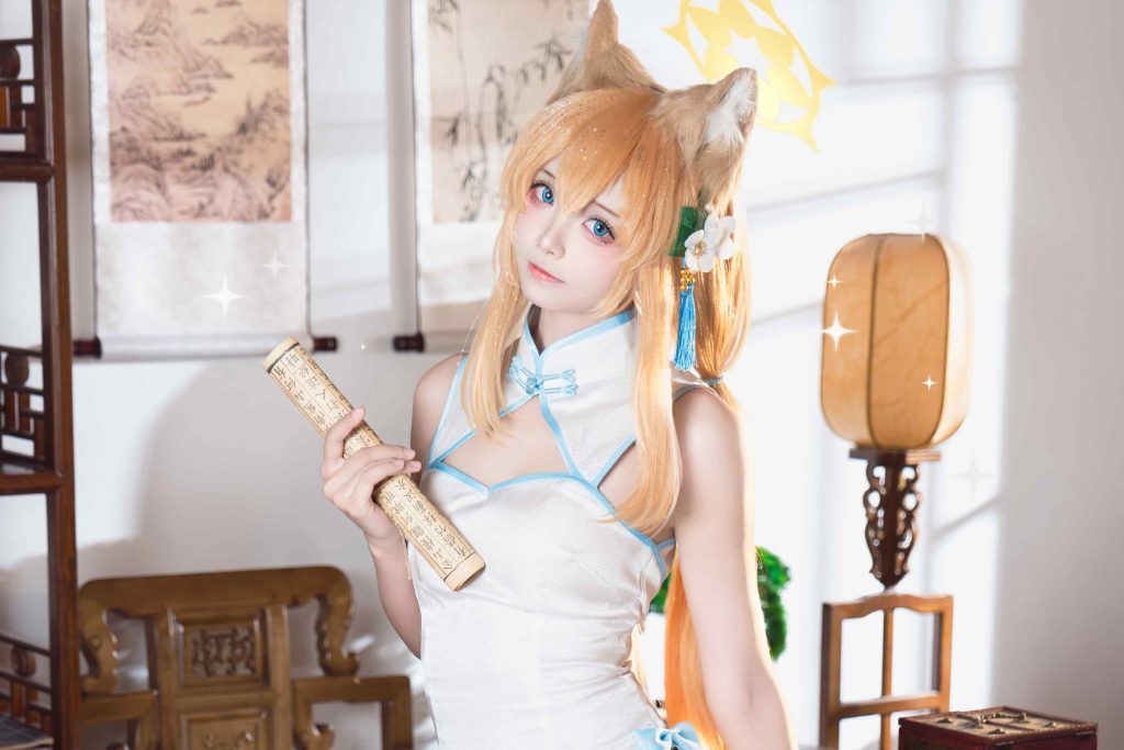 艾西aiwest伊落玛丽旗袍cos写真赏析｜蔚蓝档案玛丽角色气质解析