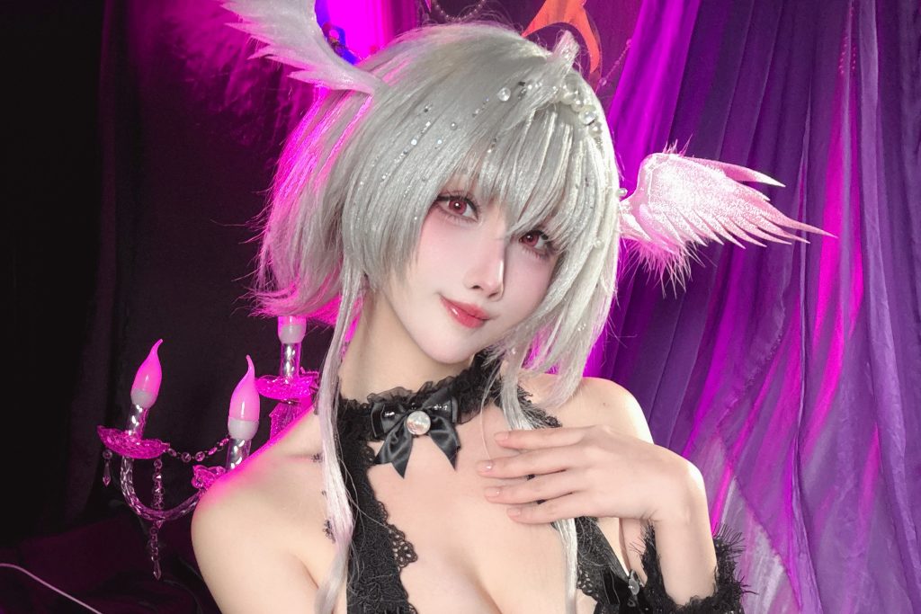 rioko凉凉子魔堡中的堕天使写真解析｜碧蓝航线珍珠号COS