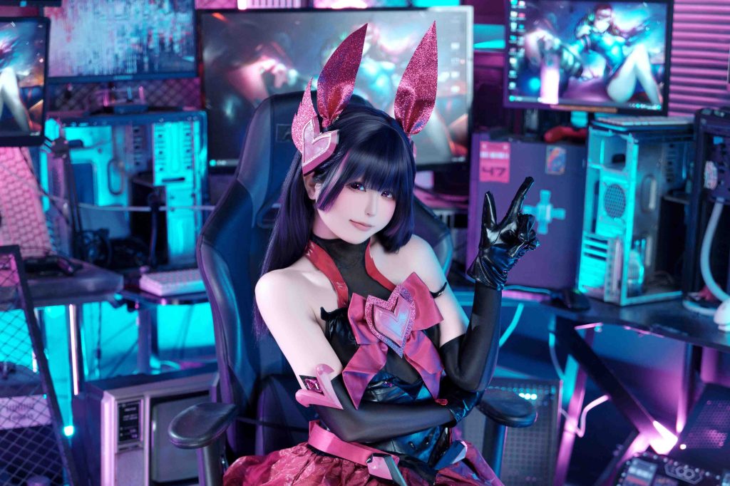 Quan冉有点饿D.Va夜魅影写真解析｜拖拉大王守望先锋Cos图集