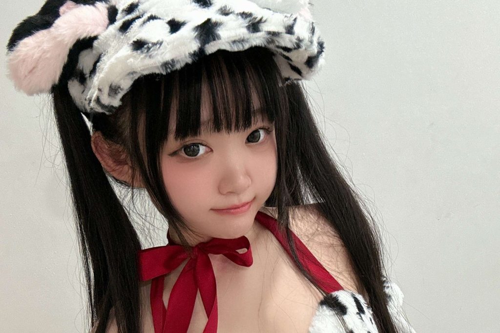 神沢永莉斑点小狗狗写真赏析：原创动物系造型与毛绒小狗主题解析