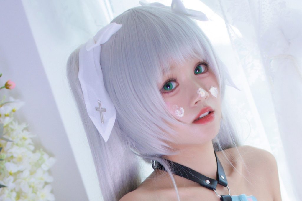 图片[7]-星黛鹿鹿初音酱写真解析｜白毛双马尾私房COS氛围感全记录