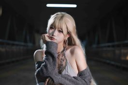 柒柒要乖哦(Lust77)辛德瑞拉写真解析：把童话公主拍成冷调高定的视觉叙事-绅士网