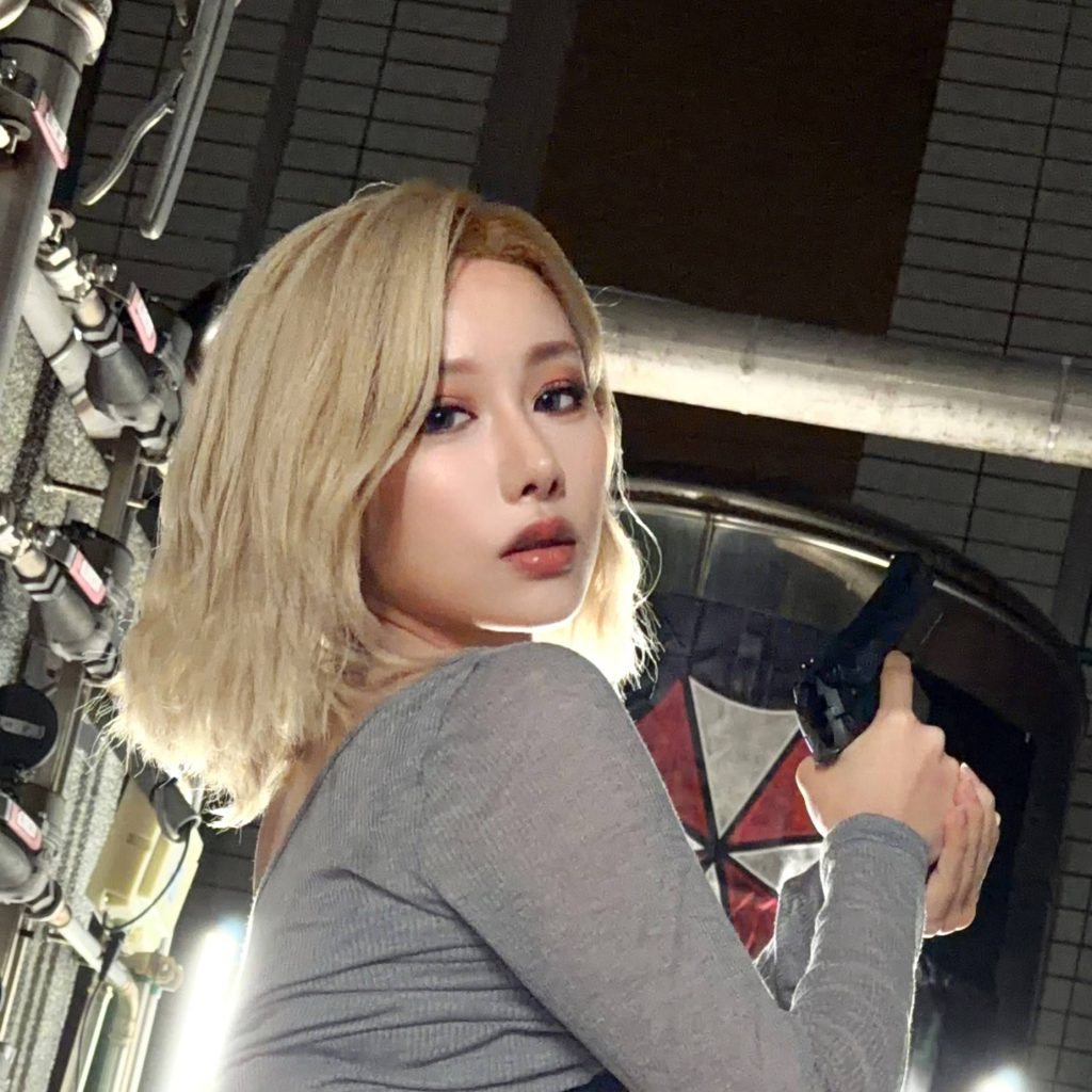 图片[5]-HaneAme雨波 生化危机9安魂曲葛蕾丝写真，暗场冷光下的Grace Ashcroft视觉解析