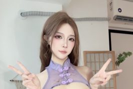 二佐Nisa私房紫旗袍写真赏析:淡紫色旗袍元素下的柔光人像氛围-绅士网