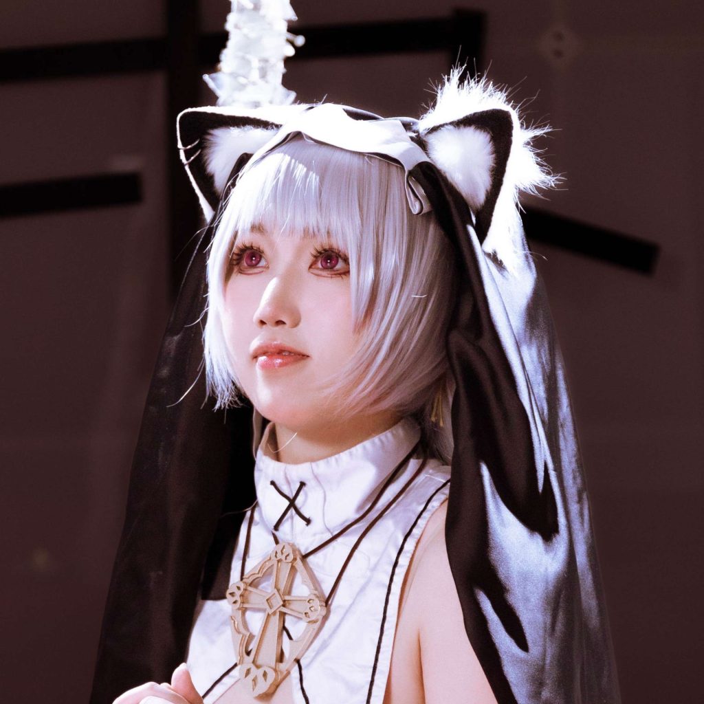 图片[2]-雇頁頁 阿尔维纳 修女ver写真赏析｜银发猫耳修女cosplay高清图集介绍