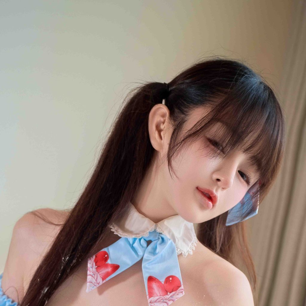 图片[7]-桜井宁宁《奶油蛋糕》写真赏析｜蓝色蝴蝶结与甜点系人像美学