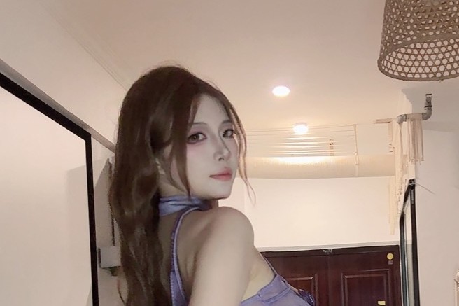 图片[6]-二佐Nisa私房紫旗袍写真赏析｜淡紫色旗袍元素与柔光人像合集