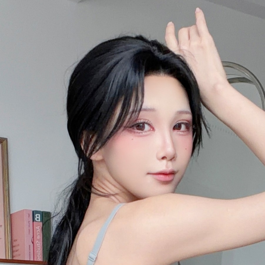 图片[6]-水淼Aqua NIKKE阿尼斯星光写真，冷白光室内氛围下的阿尼斯角色解析