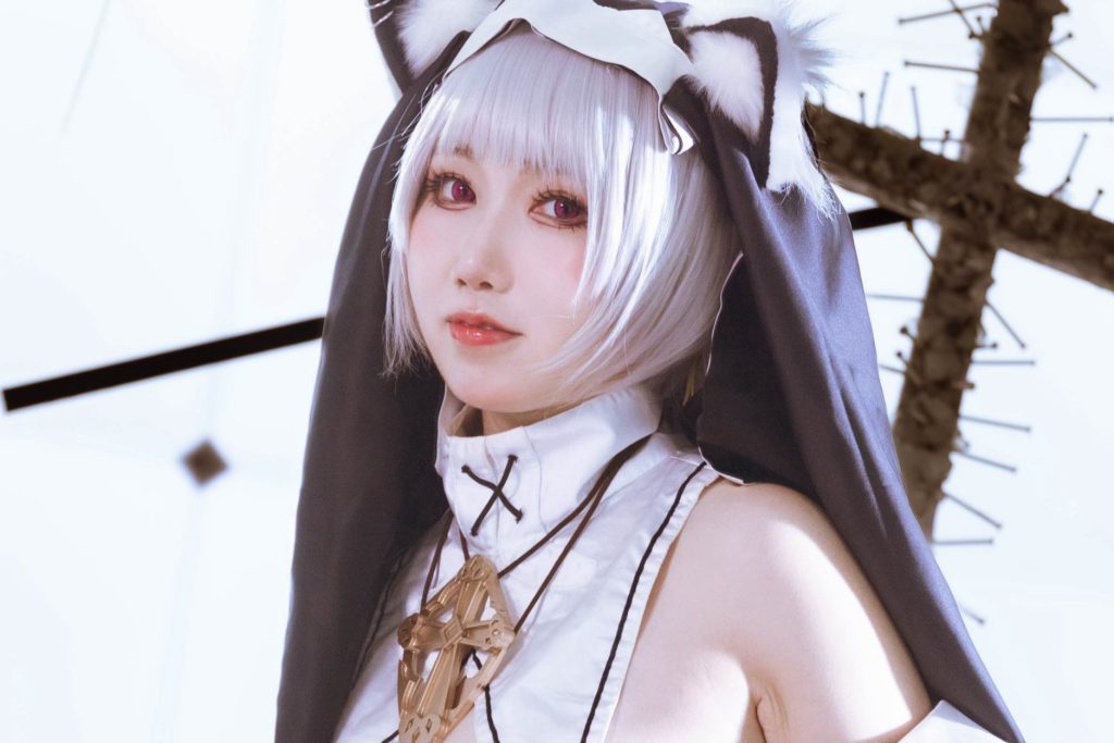 图片[4]-雇頁頁 阿尔维纳 修女ver写真赏析｜银发猫耳修女cosplay高清图集介绍