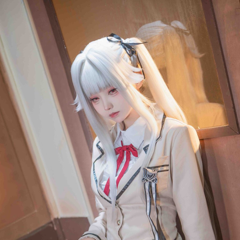 图片[9]-大大卷卷小卷《美少女万华镜》校服写真解析，篝之雾枝白发红瞳角色摄影