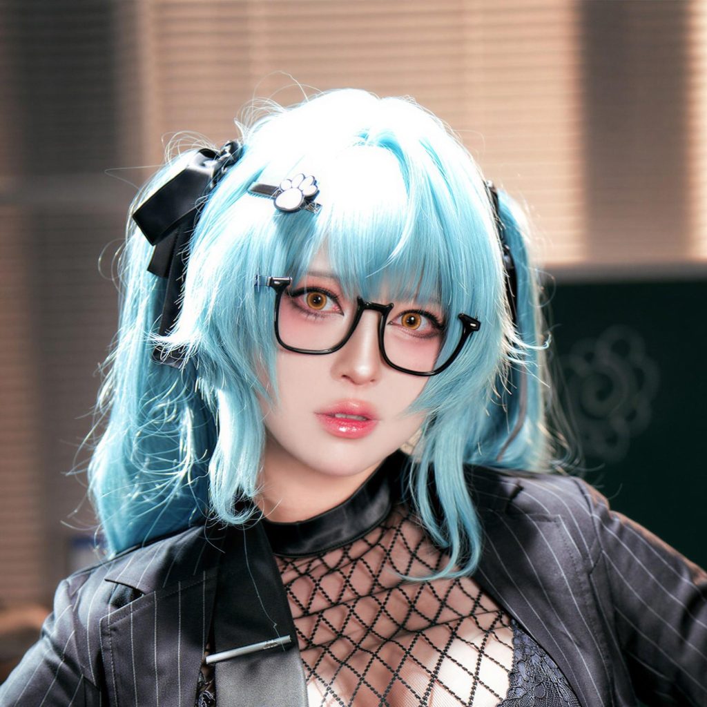 图片[3]-半半子普丽瓦蒂写真｜NIKKE胜利女神课堂教官COS