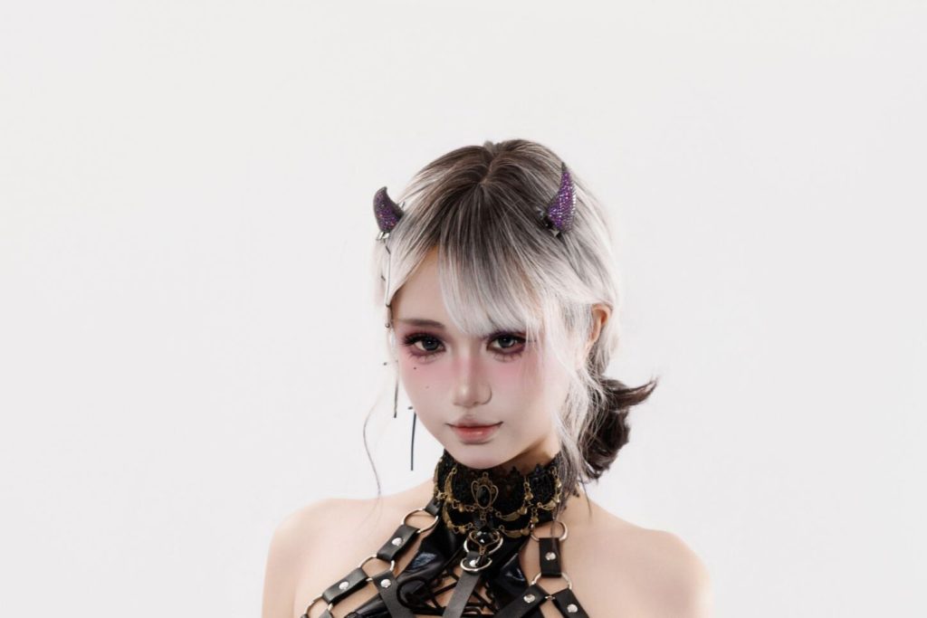 图片[5]-柒柒要乖哦魔女盛宴写真赏析｜银发魔女暗黑哥特造型摄影