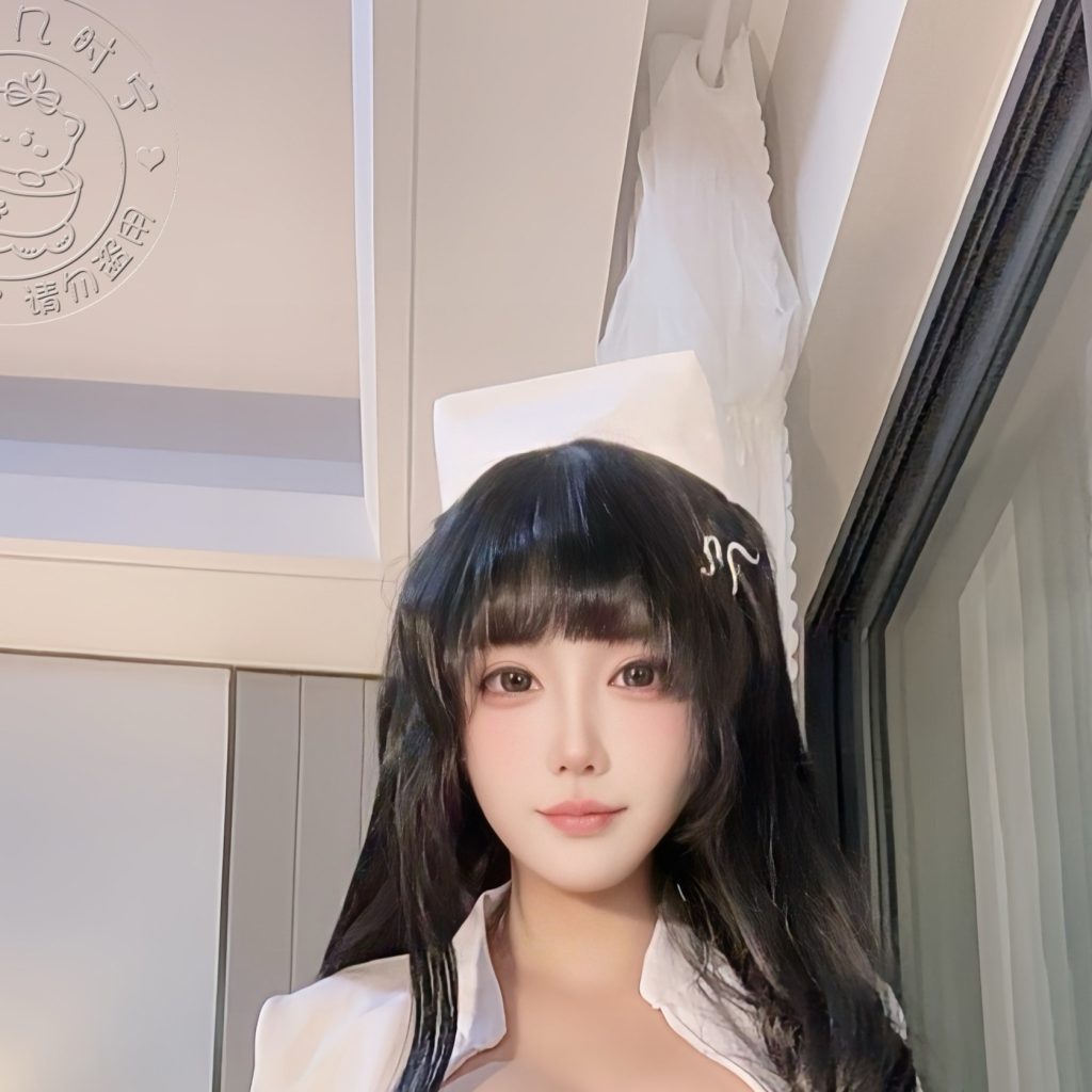 图片[5]-几时宁写真合集下载｜小宁困倦护士、圣诞小鹿与制服作品赏析