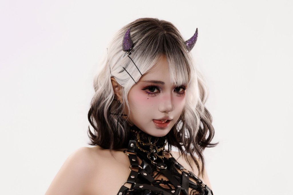 图片[9]-柒柒要乖哦魔女盛宴写真赏析｜银发魔女暗黑哥特造型摄影