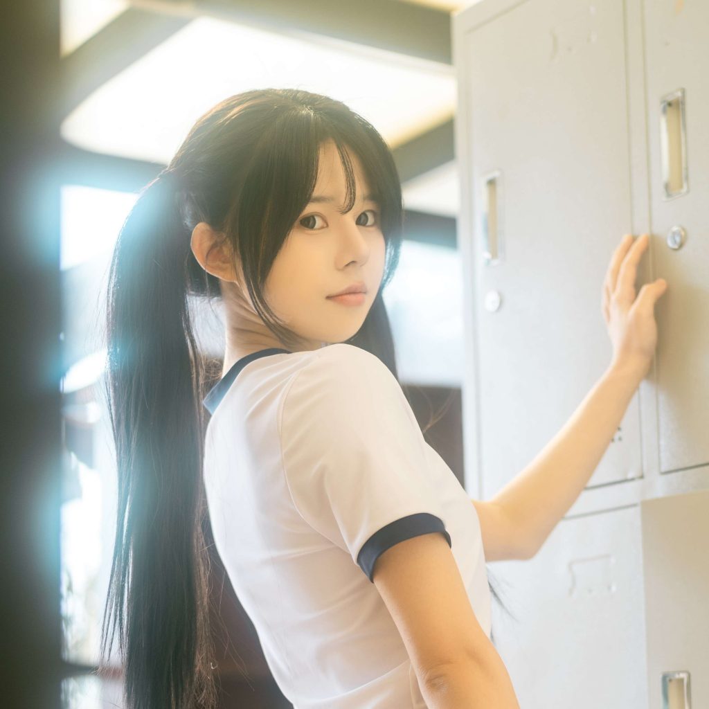图片[9]-rua阮阮体操服写真赏析：春の更衣室里的日系柔光校园人像