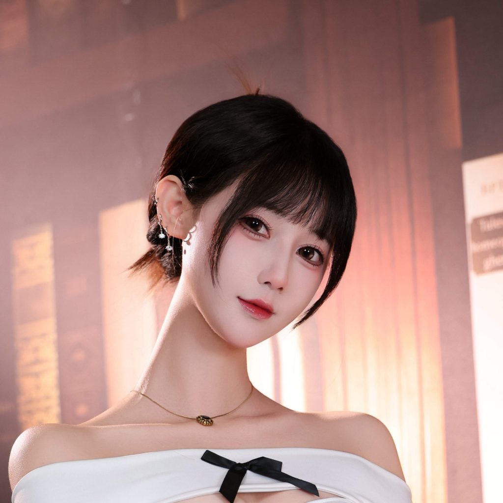图片[6]-羽生三未甜系OL写真赏析｜复古书房里的白衣黑裙知性人像