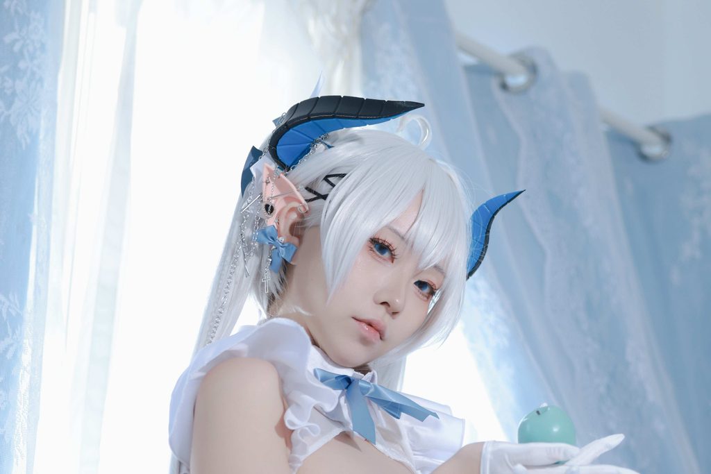 图片[8]-G44不会受伤 琉璃Cosplay写真 白色恶魔少女幻想系摄影作品赏析