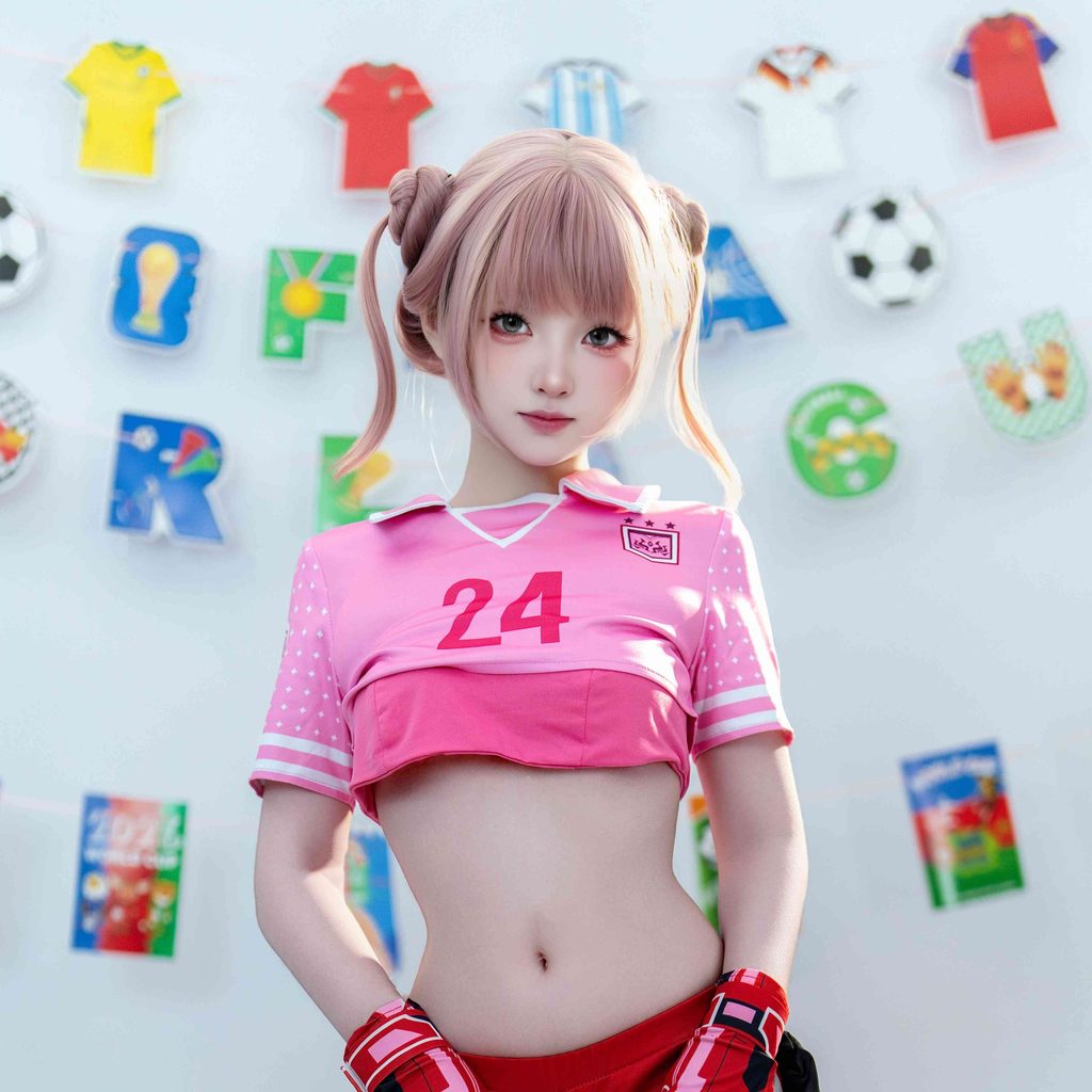 图片[6]-Bangni邦尼金牌门将写真赏析｜粉色24号球衣足球主题高清写真