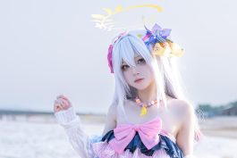 矢量鱼《蔚蓝档案》白洲梓泳装Cos写真:蓝色海岸下的清透夏日感-绅士网