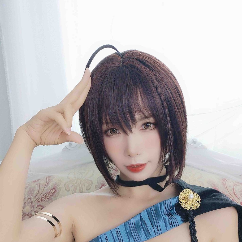 图片[2]-Neko薇薇巴尔的摩礼服写真赏析｜碧蓝航线夜风Minuet Cosplay